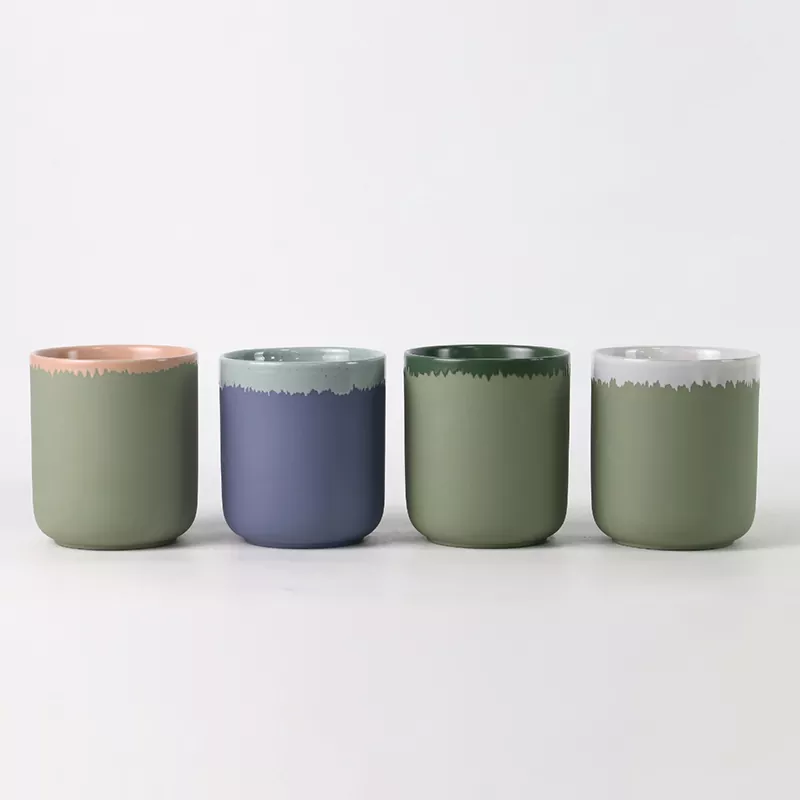 သဘာဝအရောင် finish နှင့်အတူကြွေဖယောင်းကိုင်ဆောင်သူ