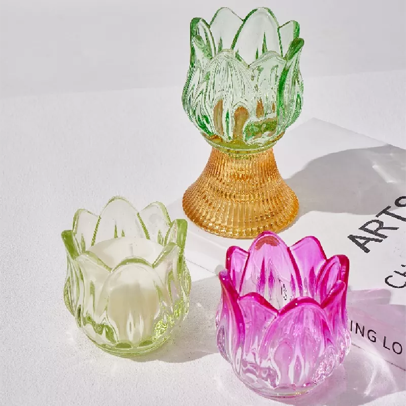 အရောင် merveilles ပန်းပွင့်ဖန်ခွက်မီးခုံ