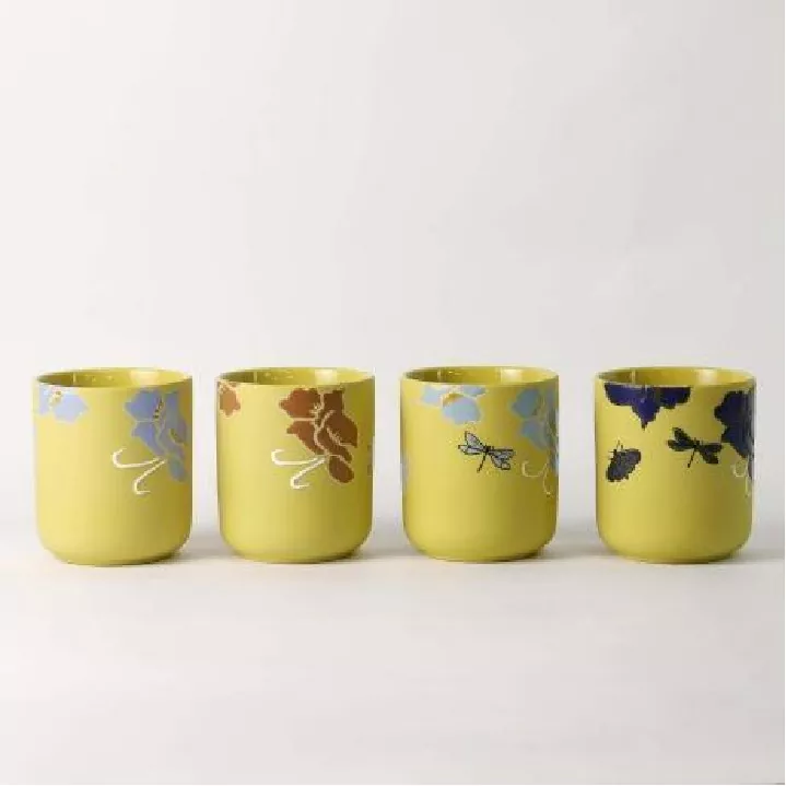 ပန်းပွင့်တိုးတိုးရလက်ပန်းချီလက်